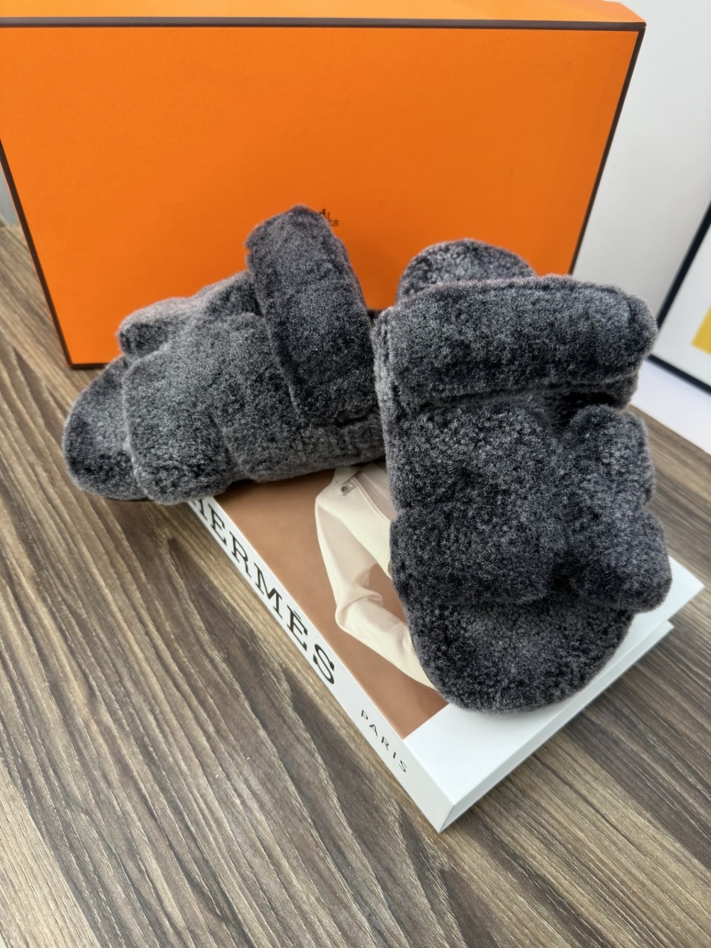 Hermes Slippers